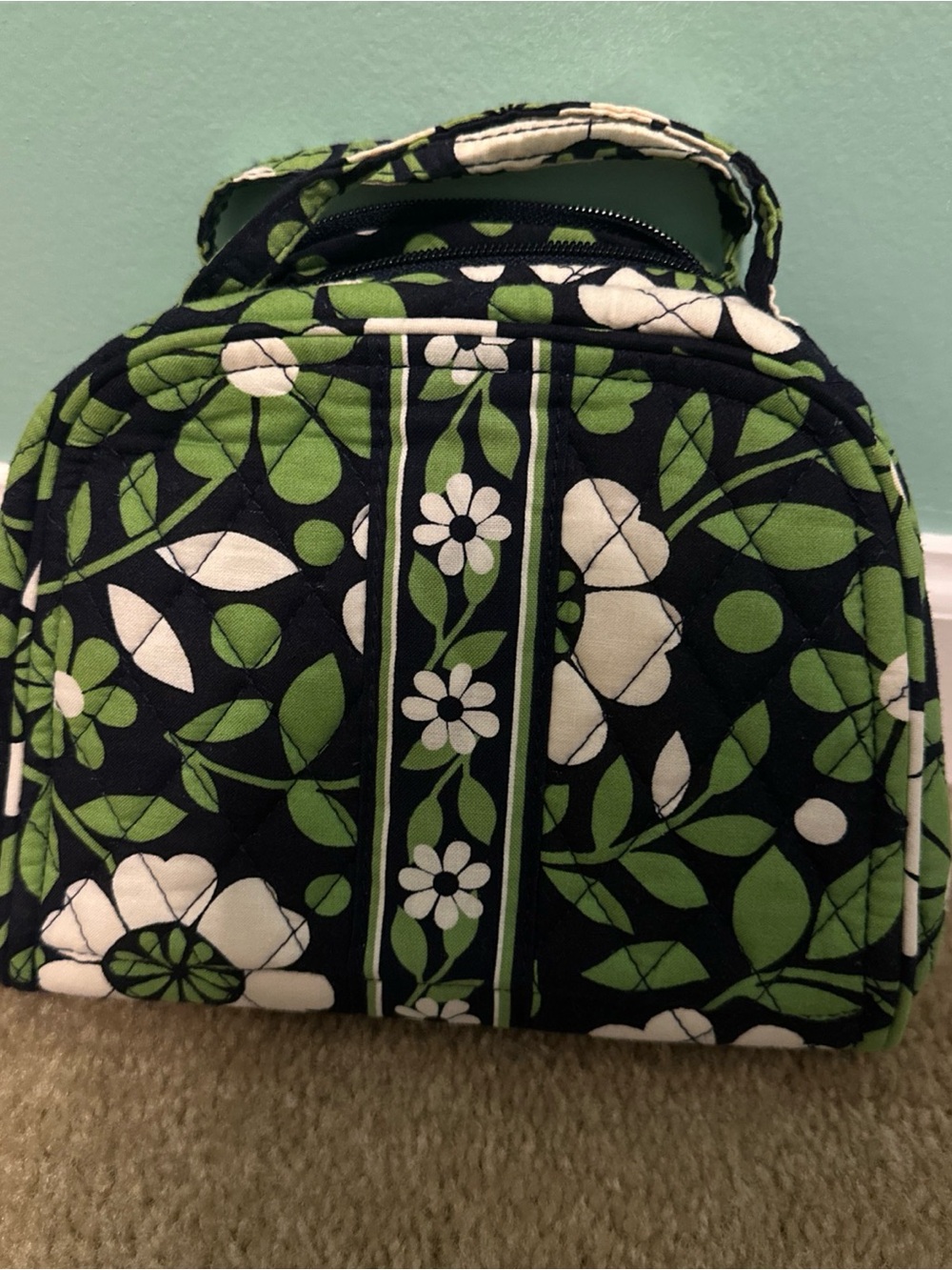 Vera Bradley LUCKY Travel collection • tote, cosmetic, jewelry, luggage tag - Picture 8 of 14